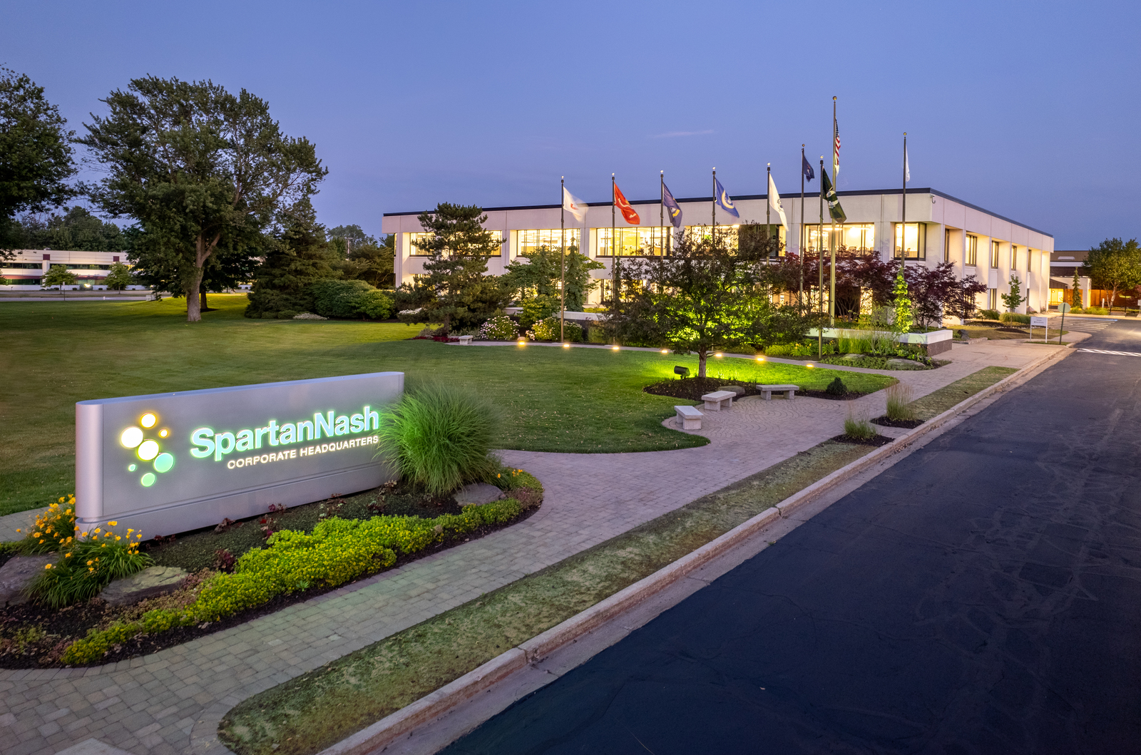 SpartanNashSpartanNash's Corporate Headquarters Transformation Prioritizes  People and Fun